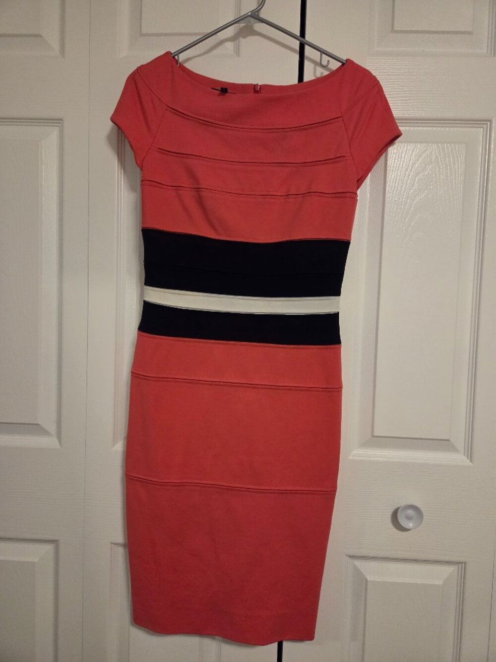 Size 34 Escada Sheath Dress